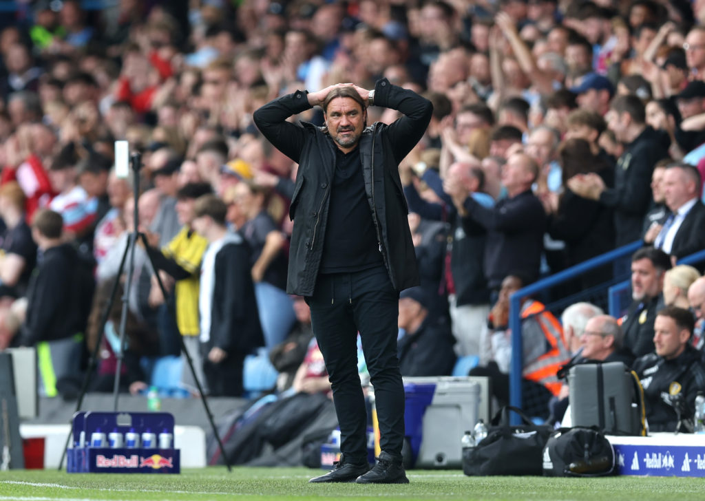 Leeds United FC v Burnley FC - Sky Bet Championship