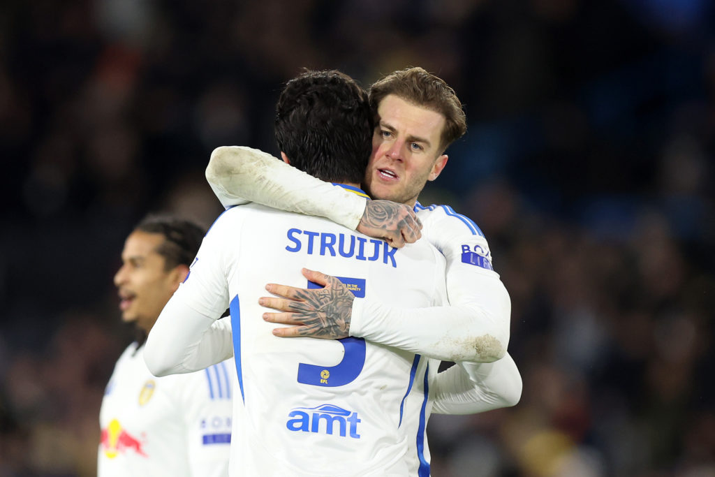 Leeds United FC v Middlesbrough FC - Sky Bet Championship
