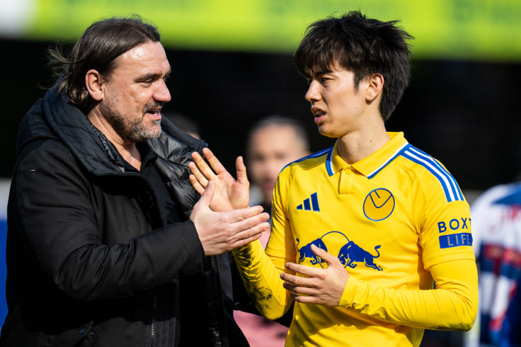 Queens Park Rangers FC v Leeds United FC - Sky Bet Championship