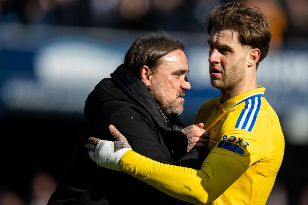 Queens Park Rangers FC v Leeds United FC - Sky Bet Championship