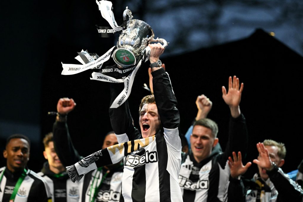 FBL-ENG-LCUP-NEWCASTLE-PARADE
