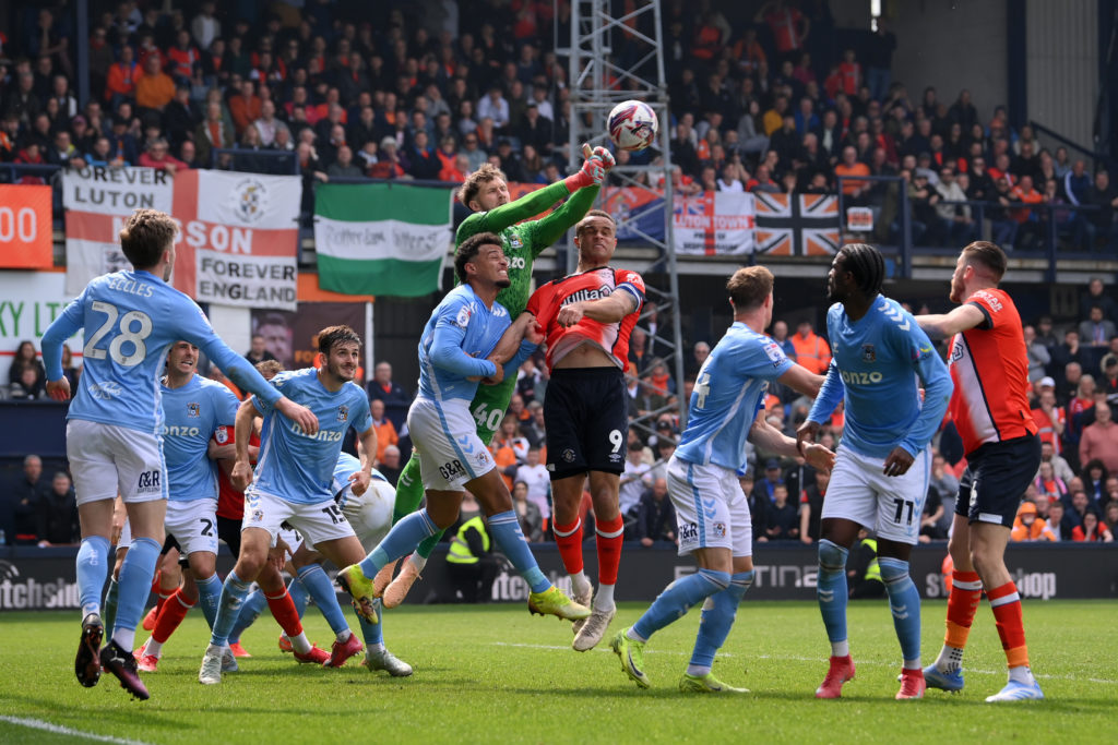 Luton Town FC v Coventry City FC - Sky Bet Championship