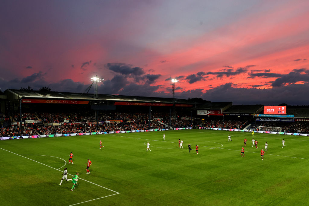 Luton Town v West Ham United - Premier League