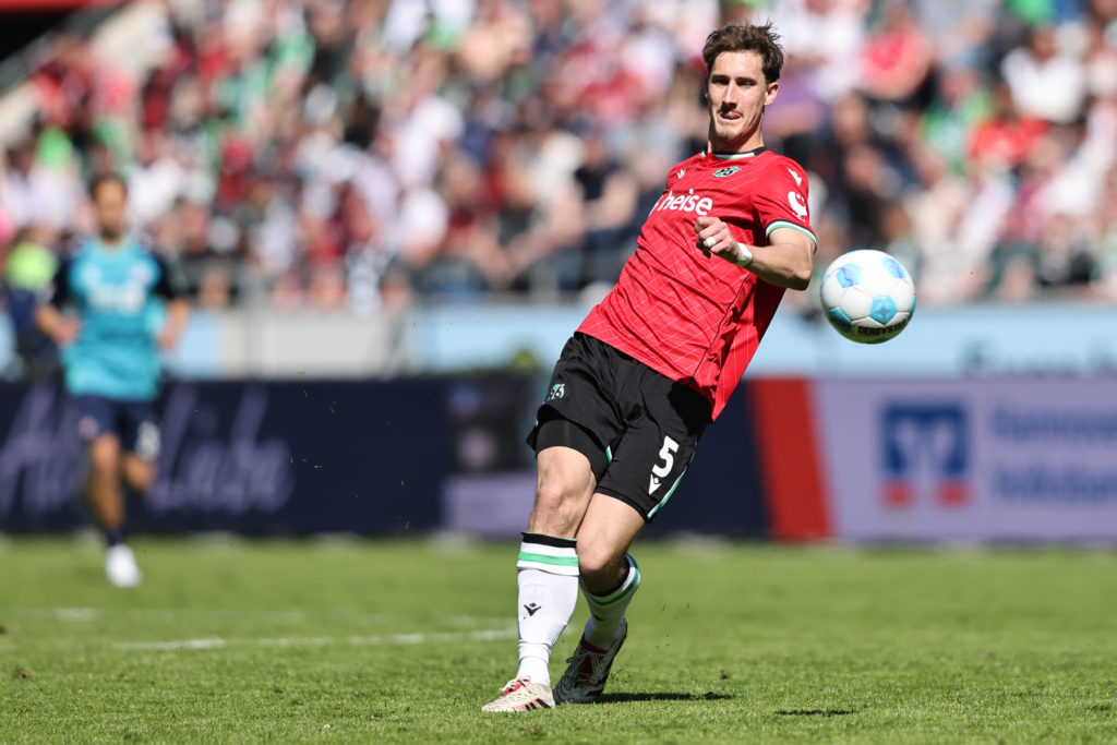 Hannover 96 v 1. FC Köln - Second Bundesliga