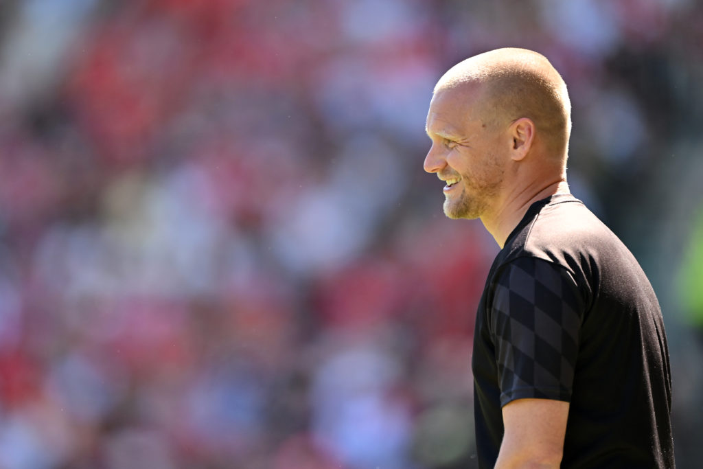 Liam Manning, Manager of Bristol City looks on during the Sky Bet Championship match between Bristol City FC and Preston North End FC