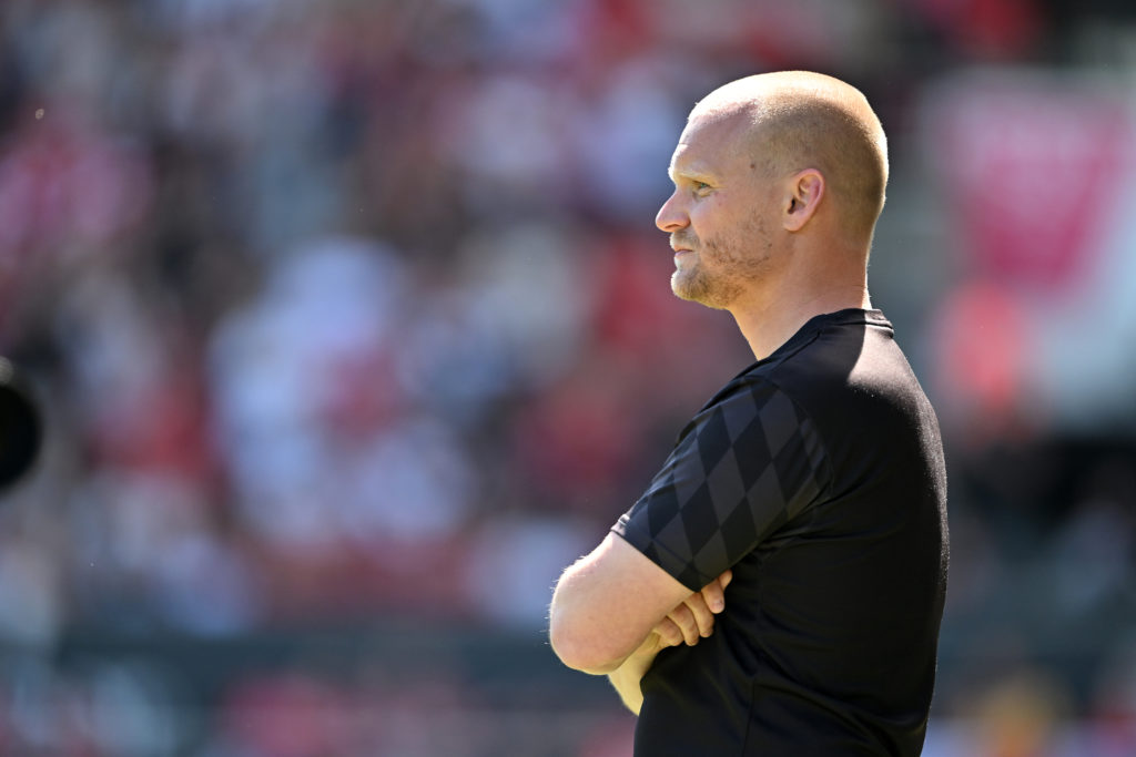 Liam Manning, Manager of Bristol City looks on during the Sky Bet Championship match between Bristol City FC and Preston North End FC