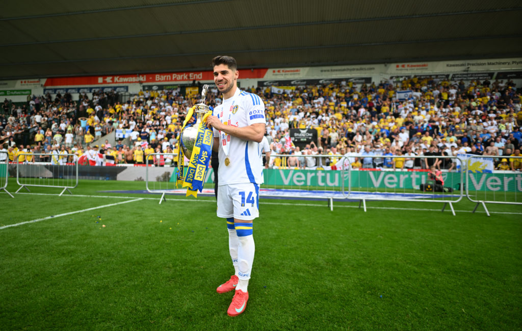 Plymouth Argyle FC v Leeds United FC - Sky Bet Championship