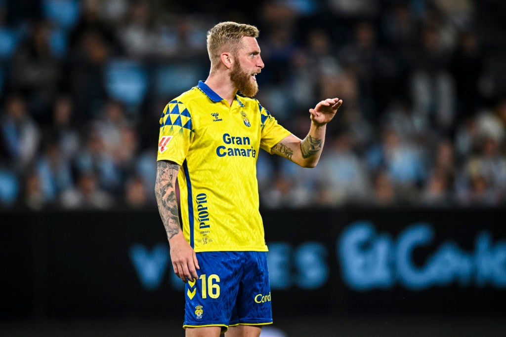 Oliver McBurnie of UD Las Palmas in action during the LaLiga match between RC Celta de Vigo and UD Las Palmas