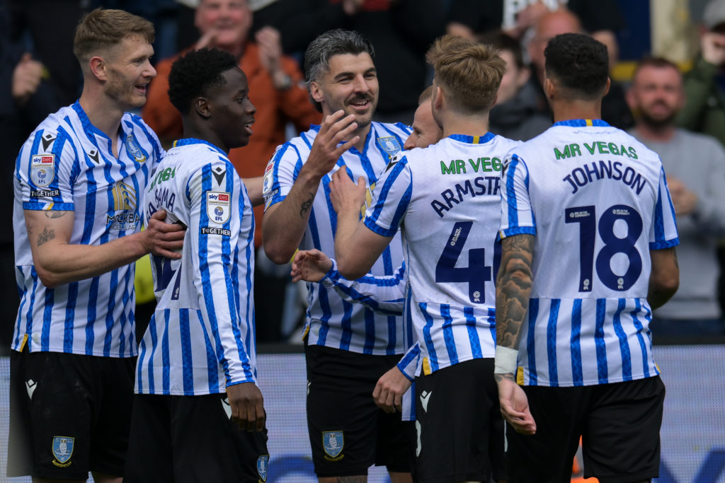Callum Paterson of Sheffield Wednesday celebrates his goal with his fellow players during the Sky Bet Championship match between Sheffield Wednesday and Portsmouth at Hillsborough