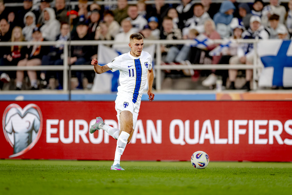 Oliver Antman plays during the match between Finland and the Netherlands
