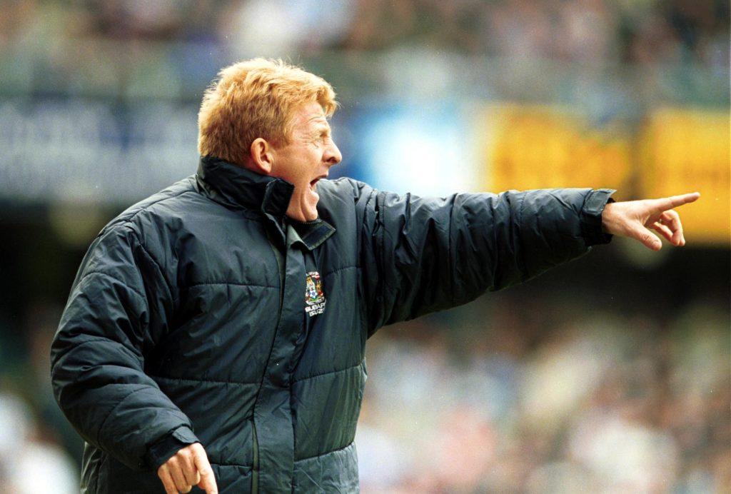 Coventry City manager Gordon Strachan shouts instructions during the FA Carling Premiership match between Coventry City and Sunderland