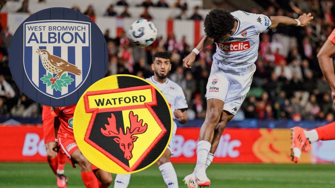 Main image, Guingamp's #17 Jacques Siwe (C) scores a goal during the French Cup quarter final football match between AS Cannes and EAG Guingamp at ...
