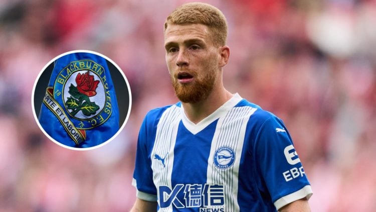 Alaves winger Carlos Vicente. Inset, Blackburn Rovers badge.