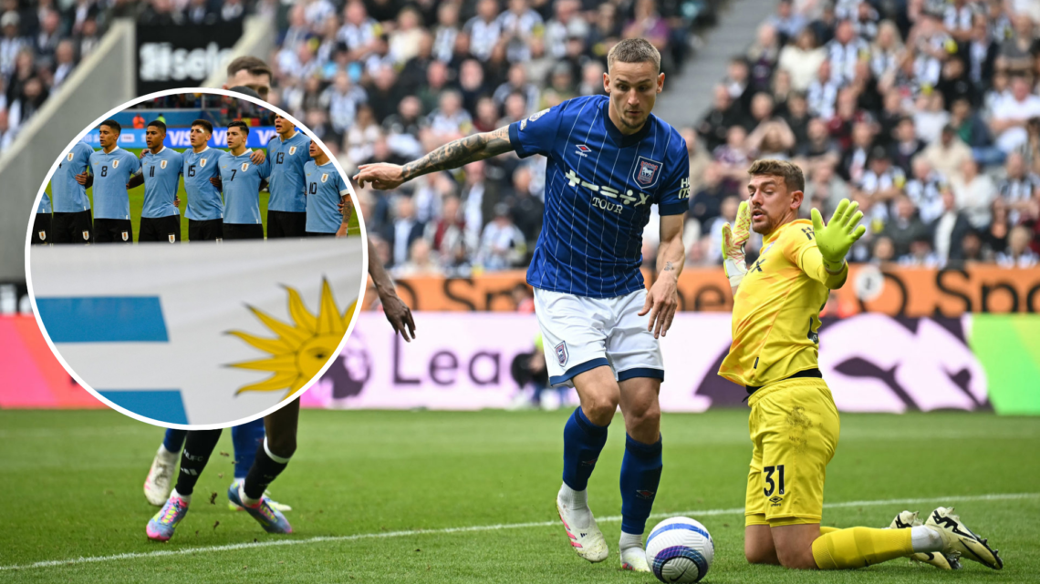 Newcastle United's Swedish striker #14 Alexander Isak (L) chases down Ipswich Town's English defender #06 Luke Woolfenden during the English Premie...