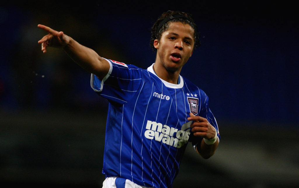 Giovanni Dos Santos playing for Ipswich Town against Burnley