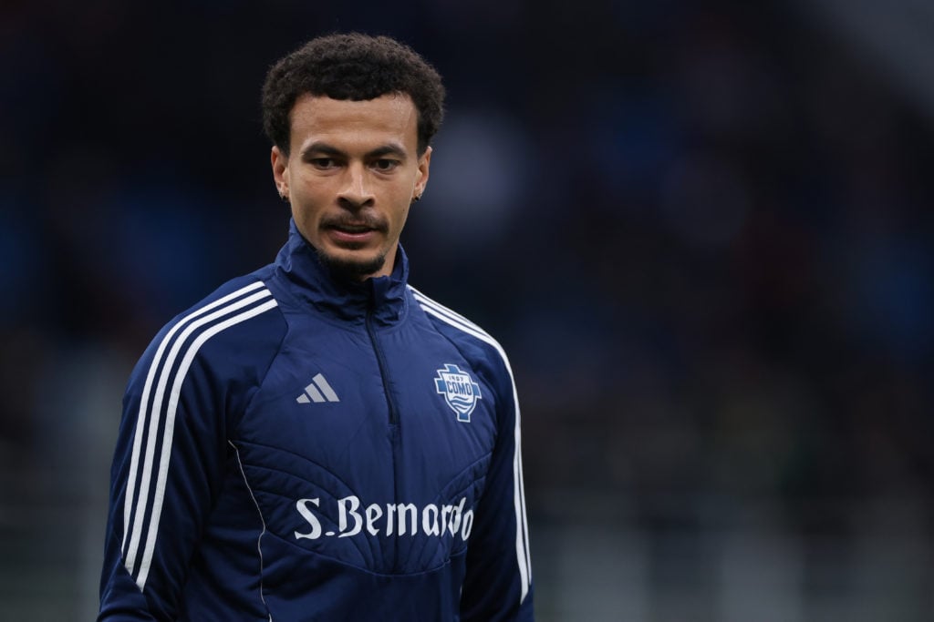 Dele Alli of Como 1907 reacts during the warm up prior to playing AC Milan
