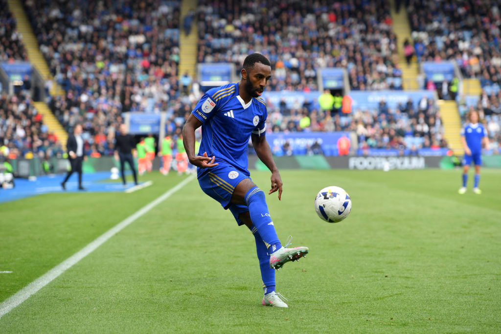 Ricardo Pereira controls the ball during Leicester City vs Coventry City