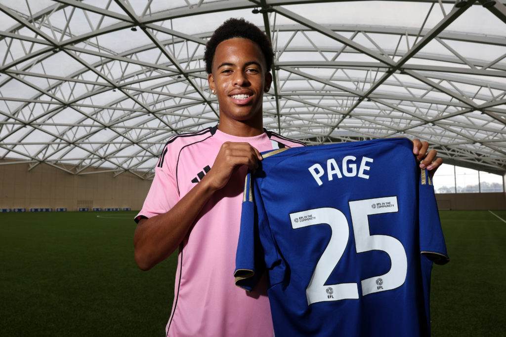 Louis Page Signs a New Contract at Leicester City