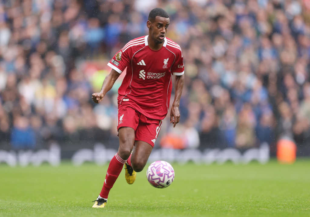 Alexander Isak of Liverpool runs with the ball during the Premier League match between Liverpool and Everton